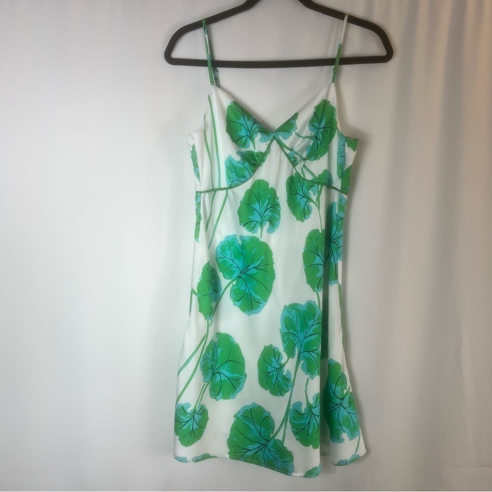 Y2K 90’s style baby doll dress flowy dress size: M